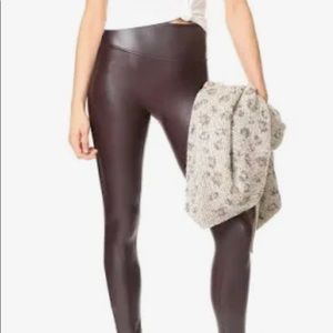 SPANX faux leather leggings burgundy